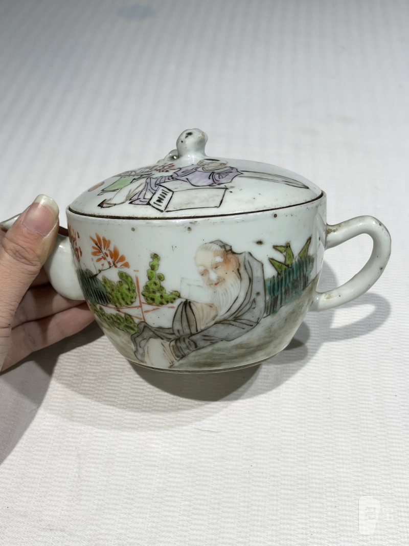清代 粉彩茶壶一组十二件 - 图32